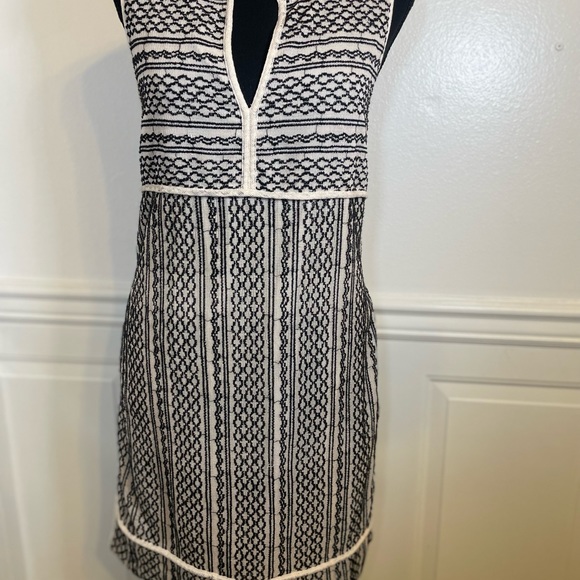 Madewell Tidal Wave embroidered shift dress with front pockets Black Cream Sz M - Picture 6 of 12